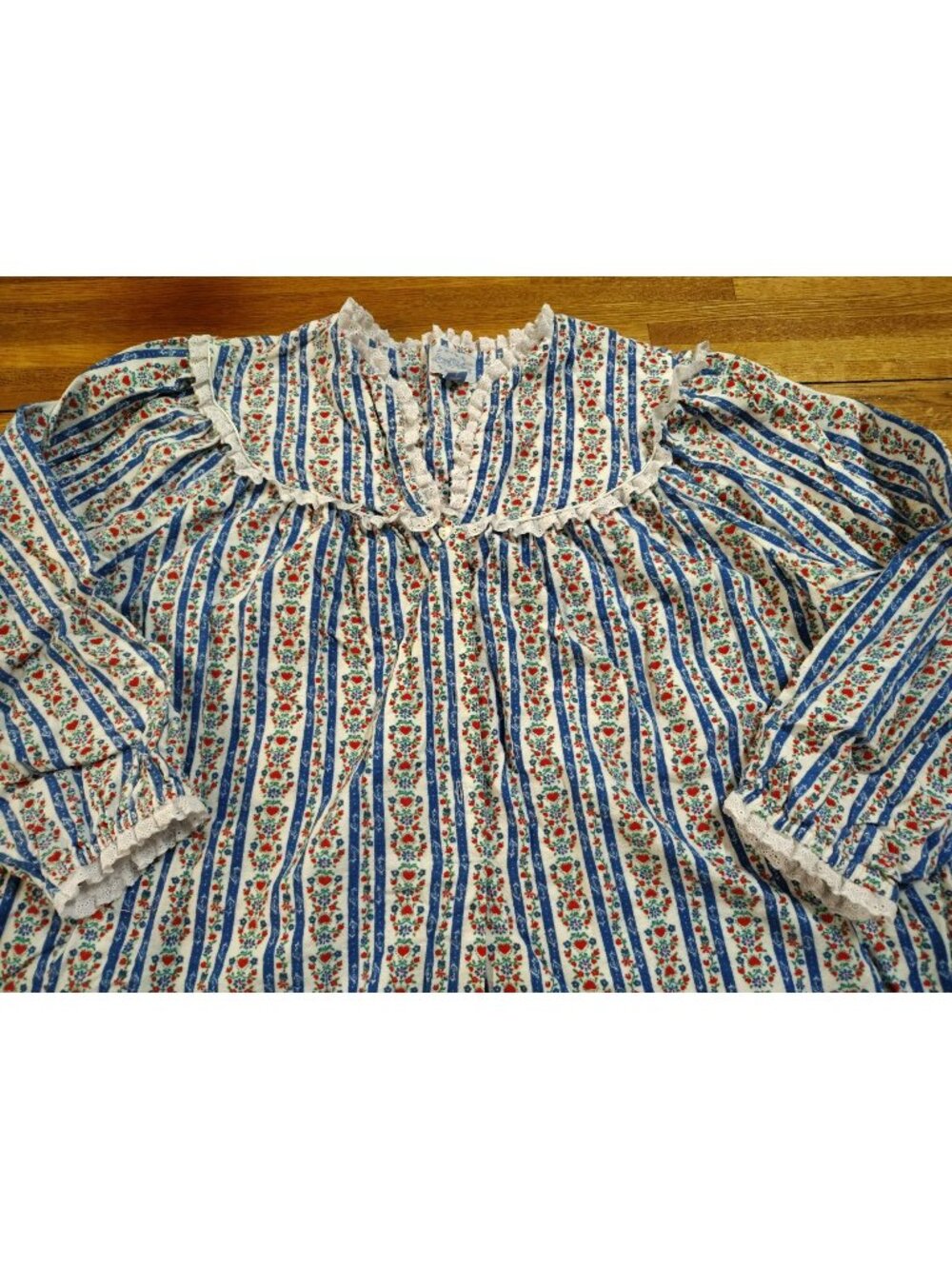 Lanz of Salzburg cotton flannel nightgown garment Tyrolean Blue stripe red heart